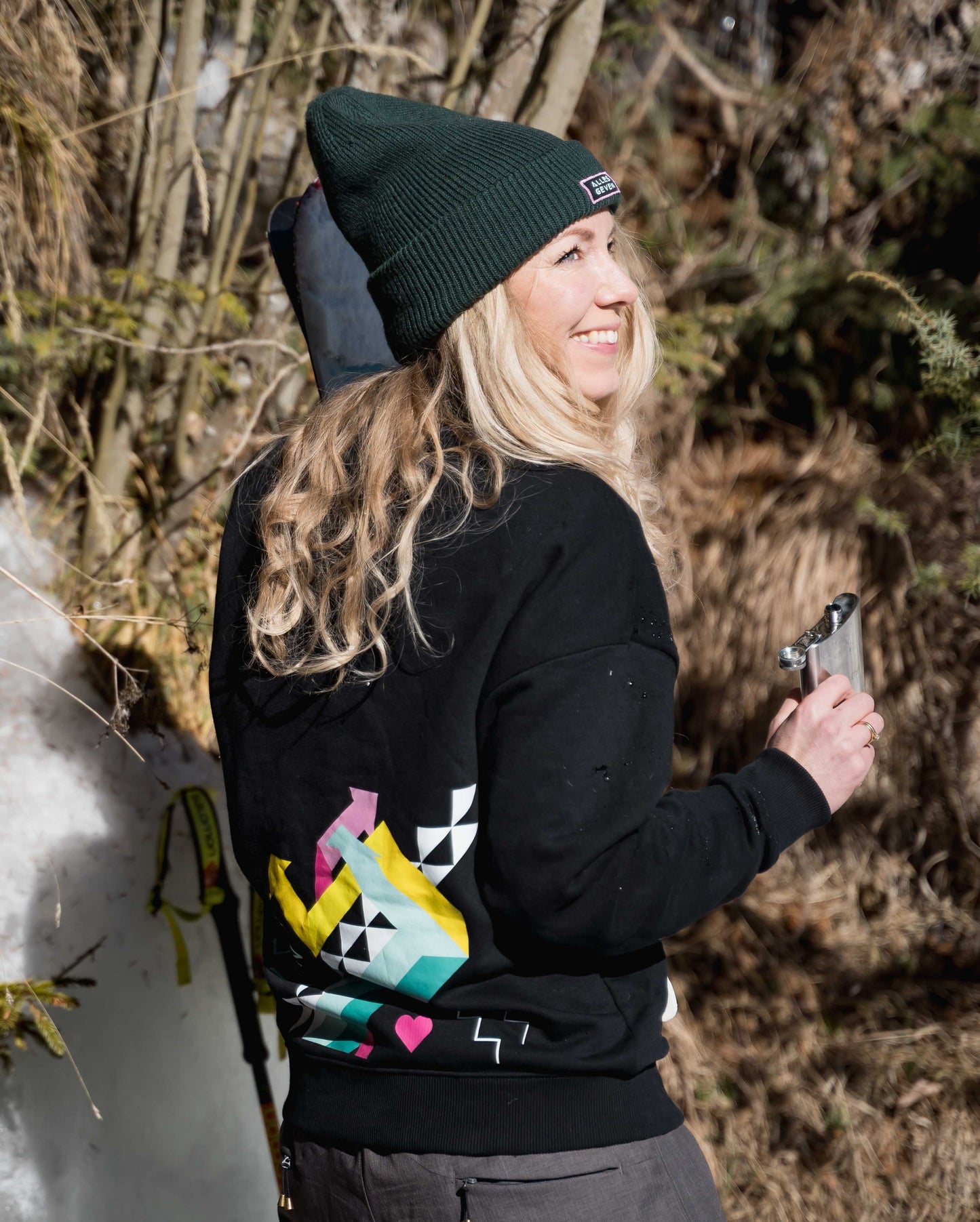 Unisex sweater - low back print | ALLES GEVEN