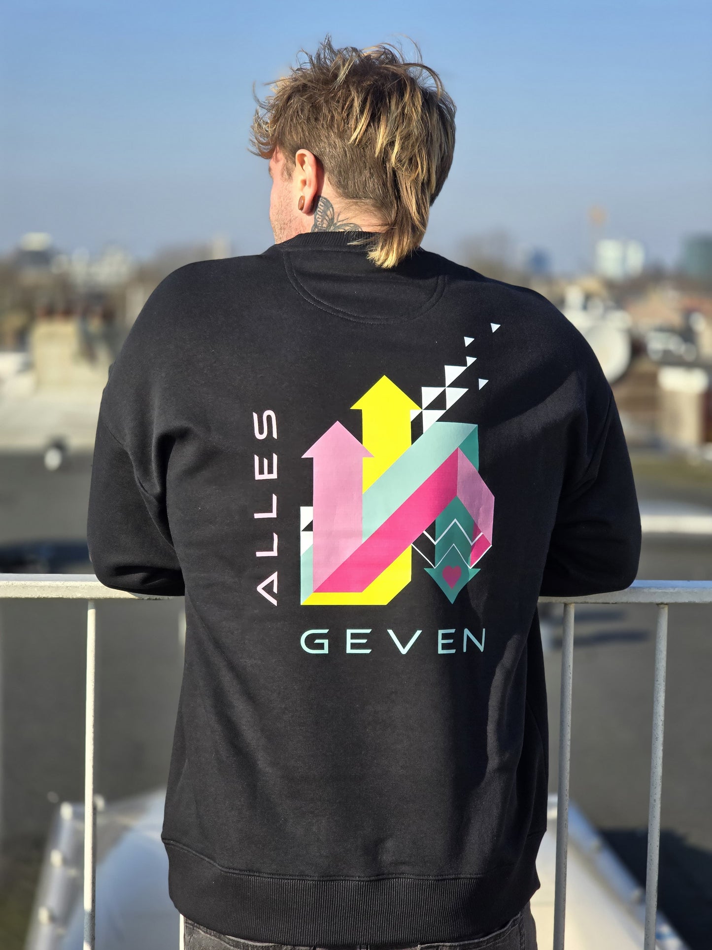 Unisex sweater - mid back print | ALLES GEVEN